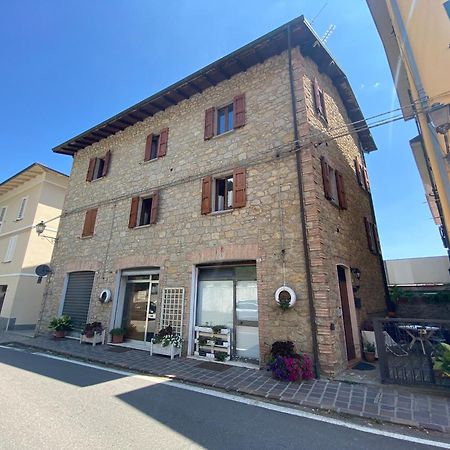 Appartamento Piazza Di Montese 1 Bagian luar foto